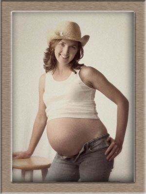 Fun, Casual Maternity Portrait Taken in Lake Oswego, Oregon Studio